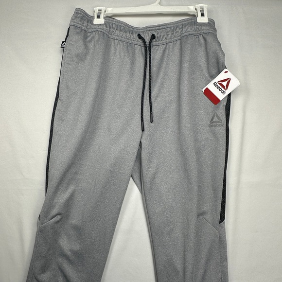 Reebok Mens Tapered Slim Joggers Gray Black Ankle Zip Sweatpants Medium NWT - Picture 9 of 9